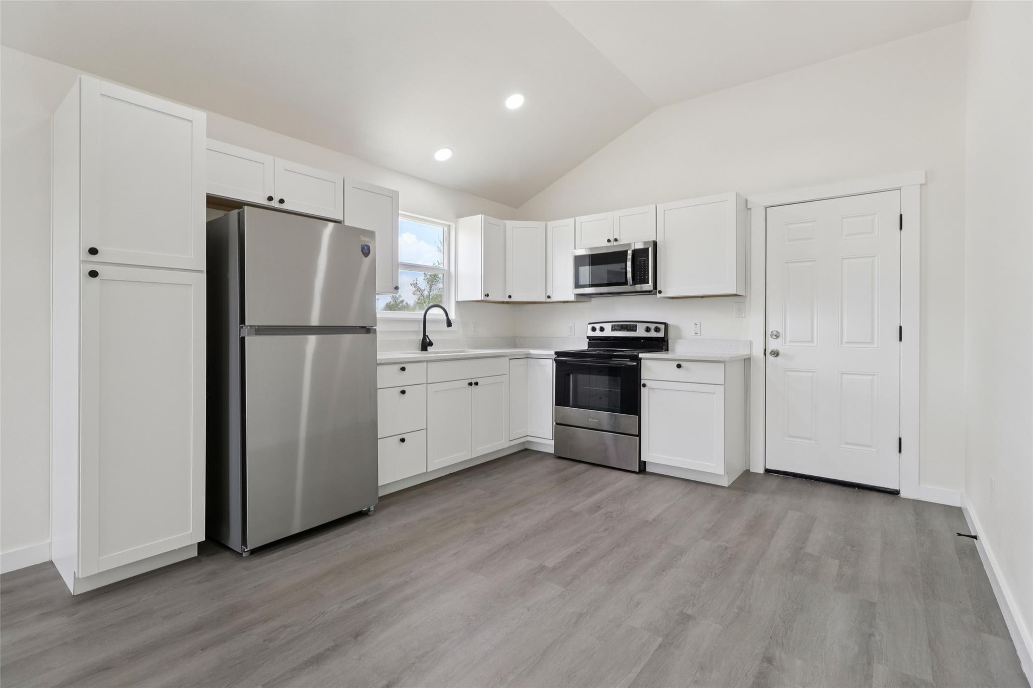 1087 Schubert Ln # C, Kyle, TX 78640