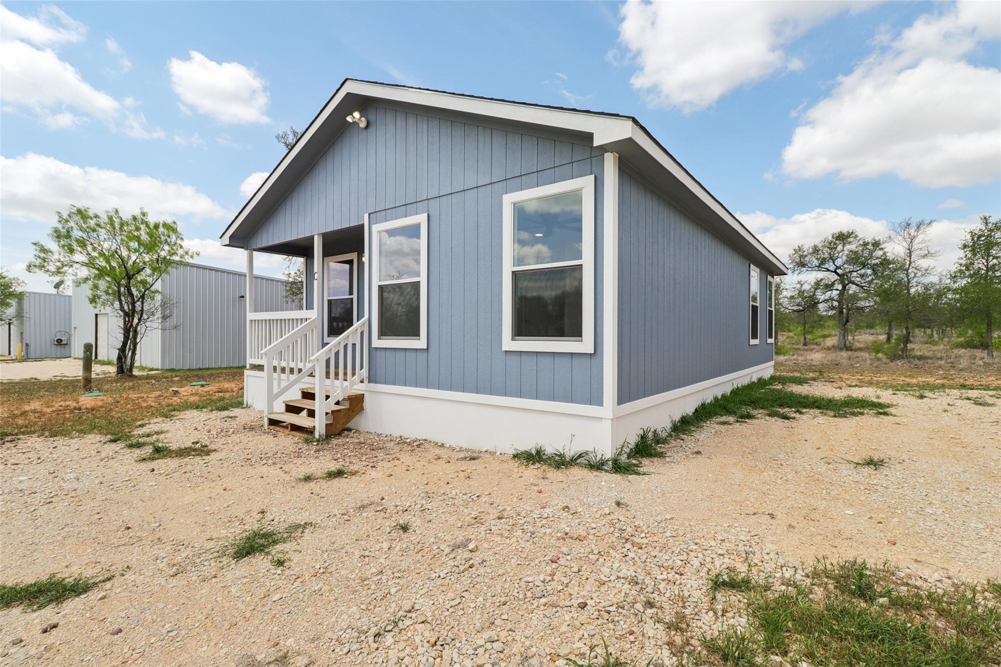 1087 Schubert Ln # C, Kyle, TX 78640