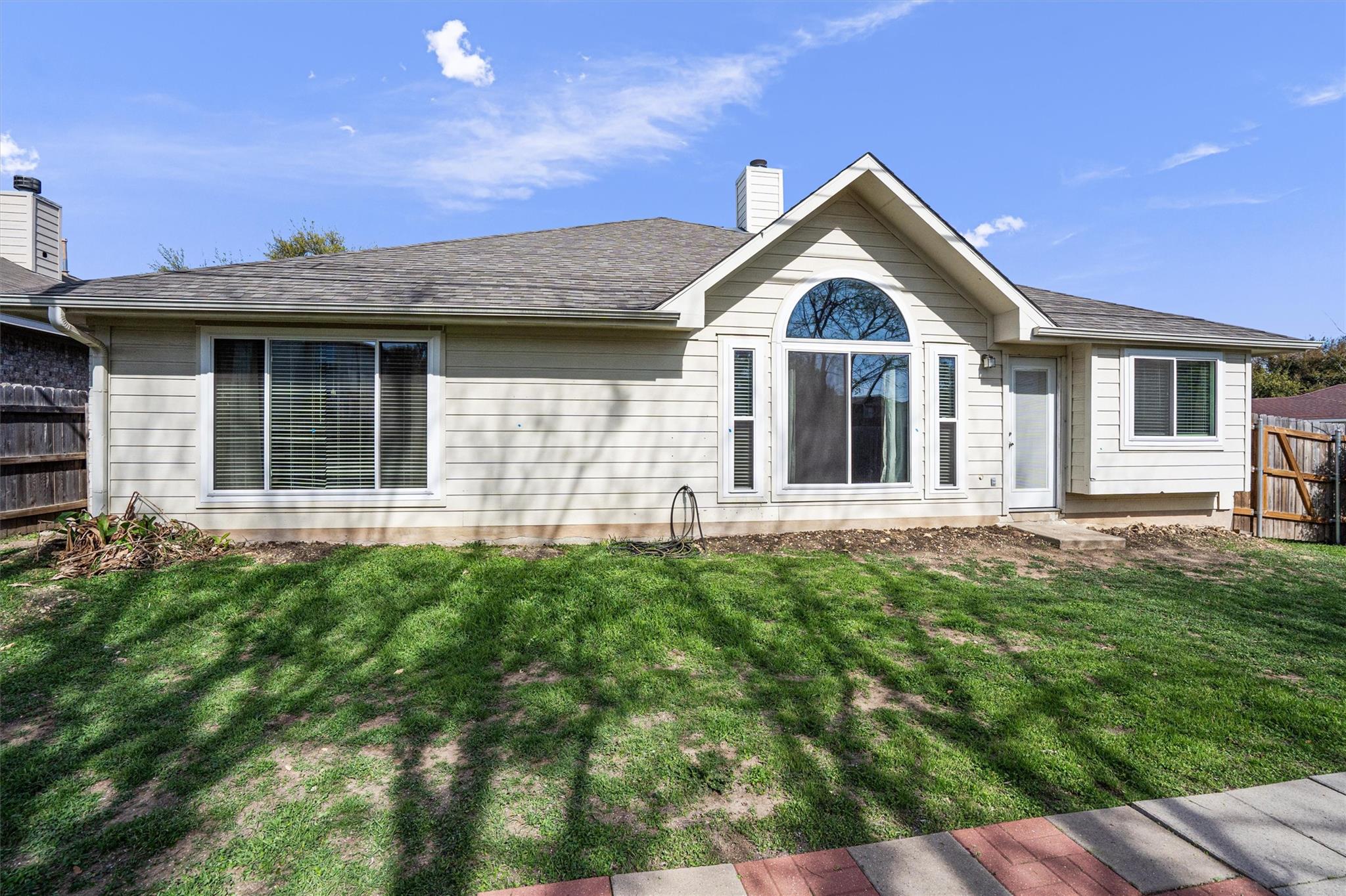 1554 Lorson Loop, Round Rock, TX 78665