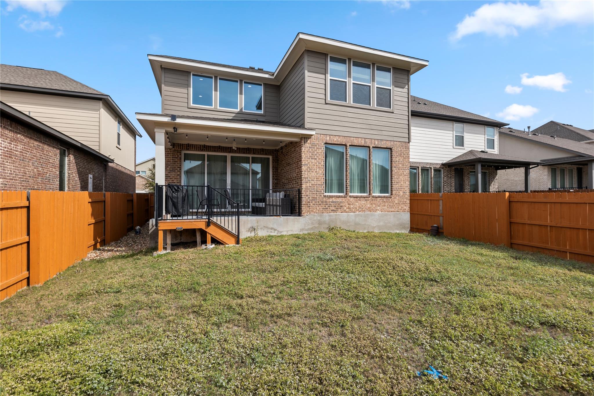 2232 Nightjar Song Dr, Leander, TX 78641