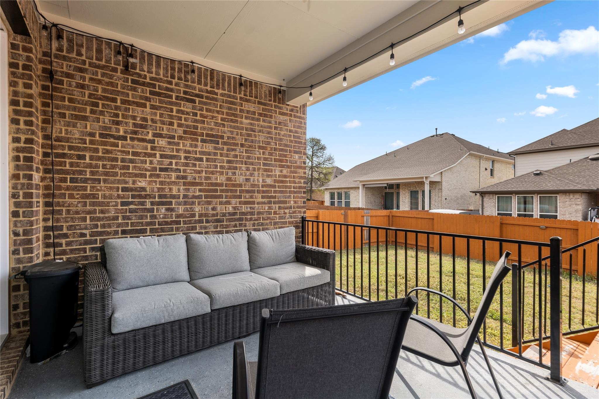 2232 Nightjar Song Dr, Leander, TX 78641