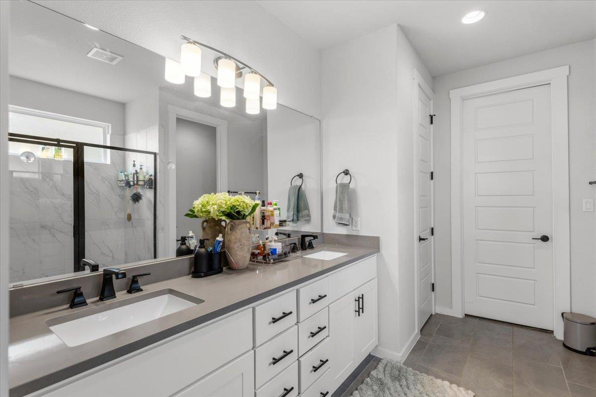 2232 Nightjar Song Dr, Leander, TX 78641