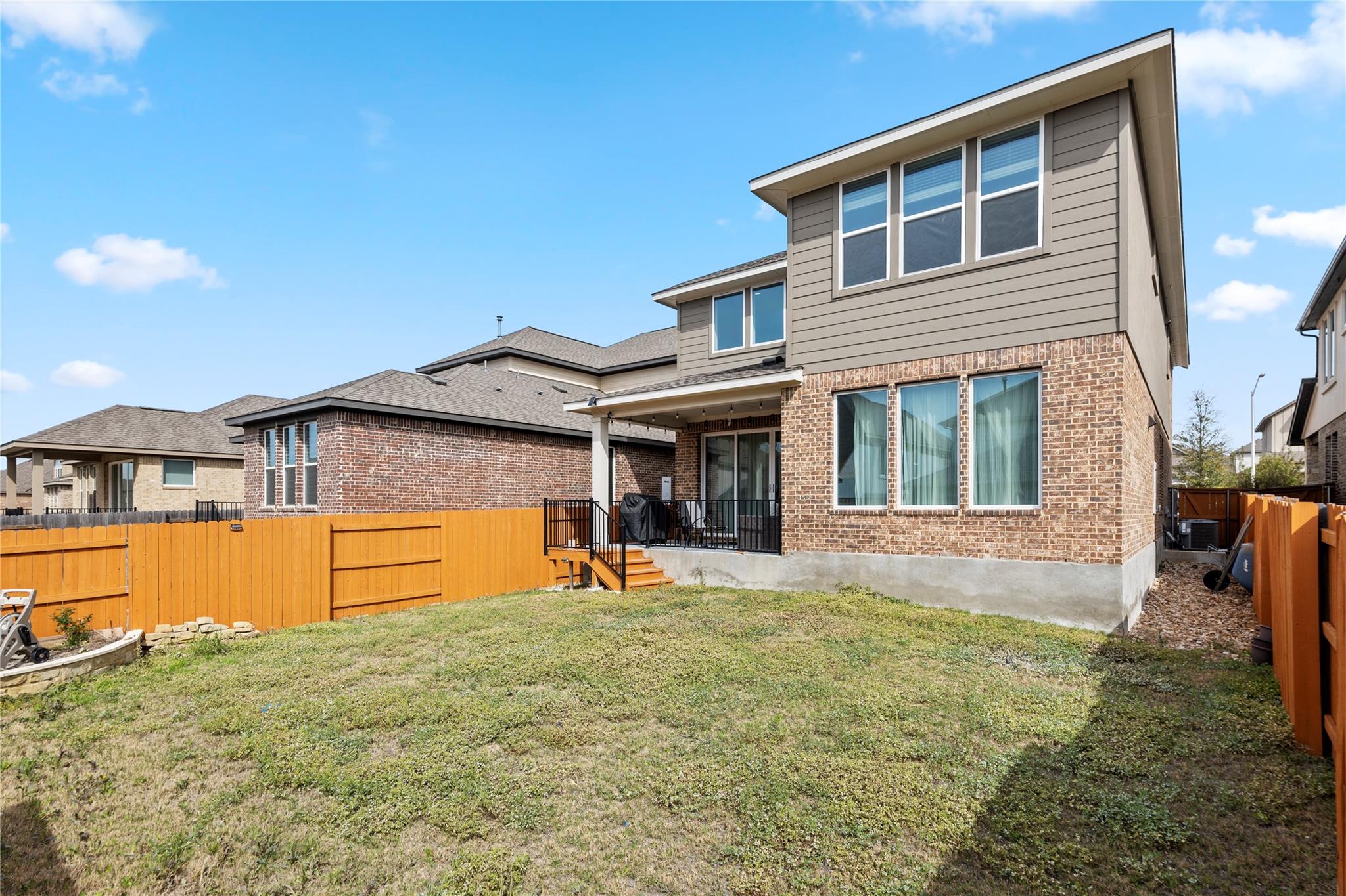 2232 Nightjar Song Dr, Leander, TX 78641