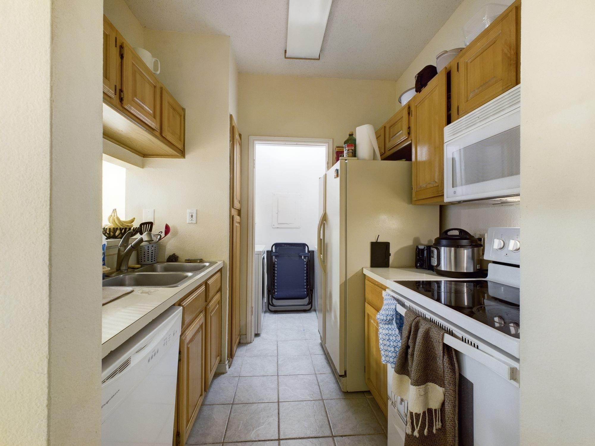 3001 Cedar St # 209, Austin, TX 78705