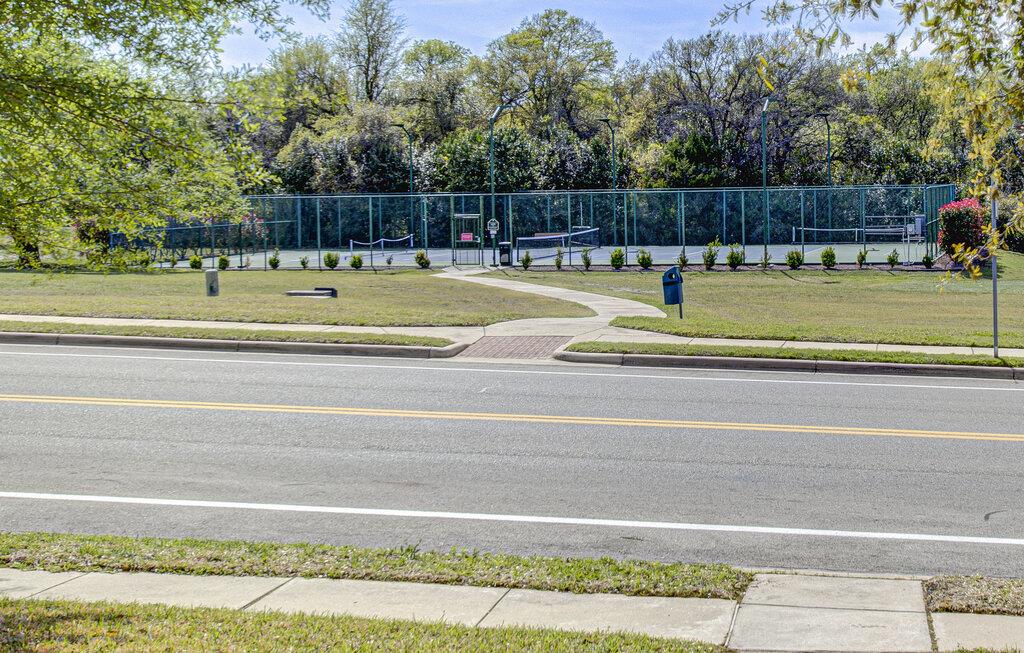 2785 Lake Forest Dr, Round Rock, TX 78665