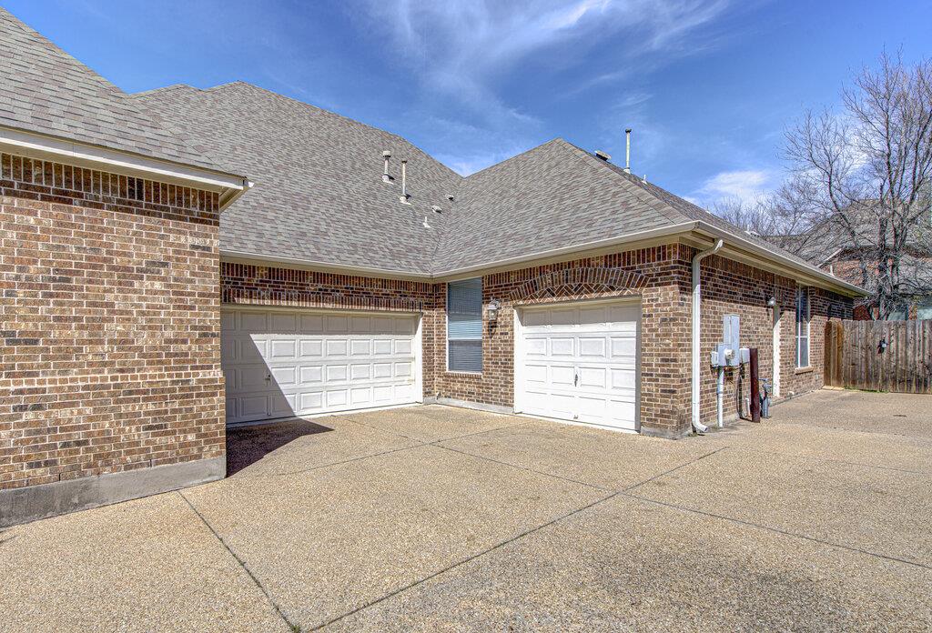 2785 Lake Forest Dr, Round Rock, TX 78665