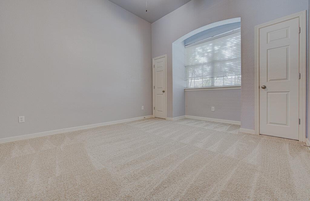 2785 Lake Forest Dr, Round Rock, TX 78665