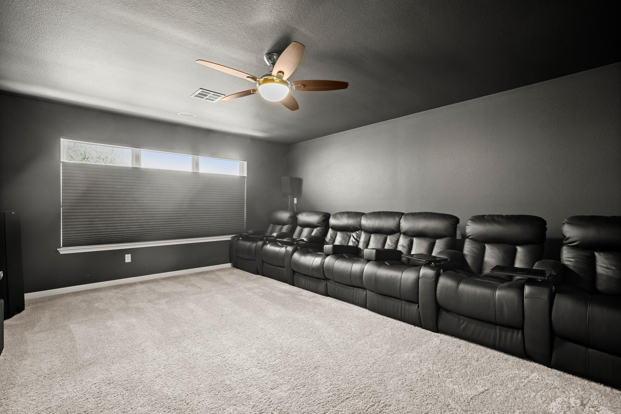 2401 Yaupon Range Dr, Leander, TX 78641