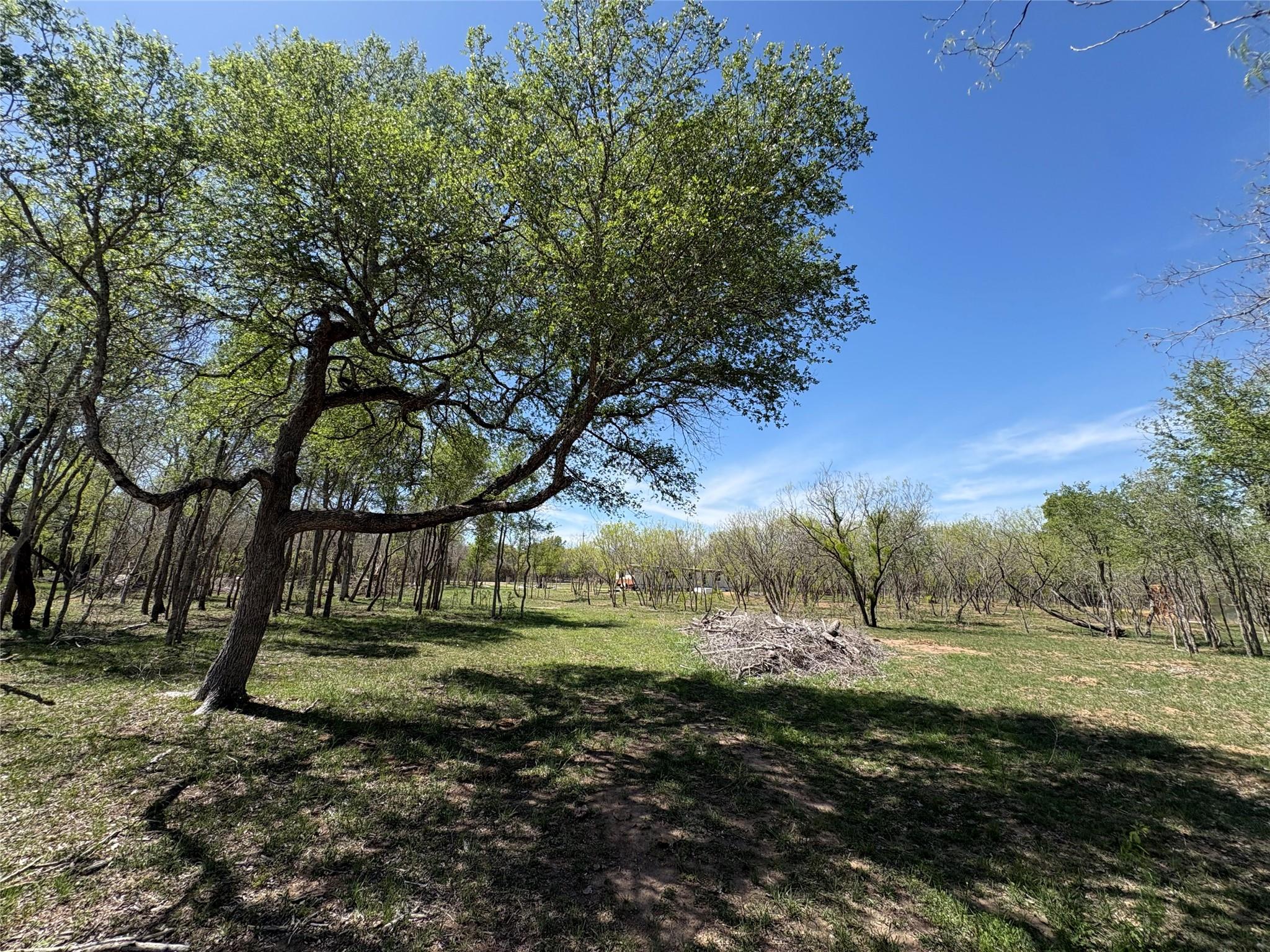 1285 Burdette Wells Rd, Lockhart, TX 78644