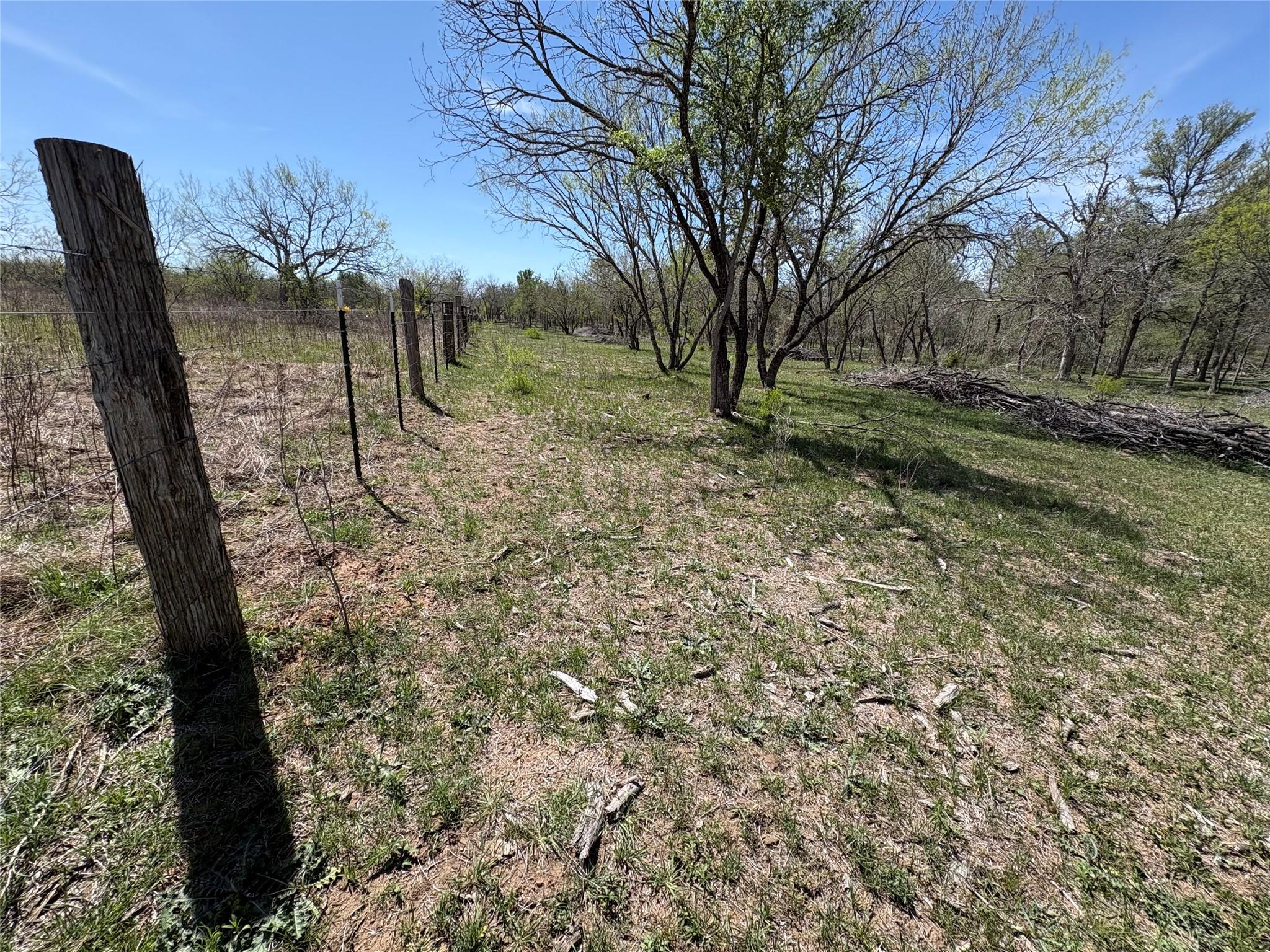 1285 Burdette Wells Rd, Lockhart, TX 78644