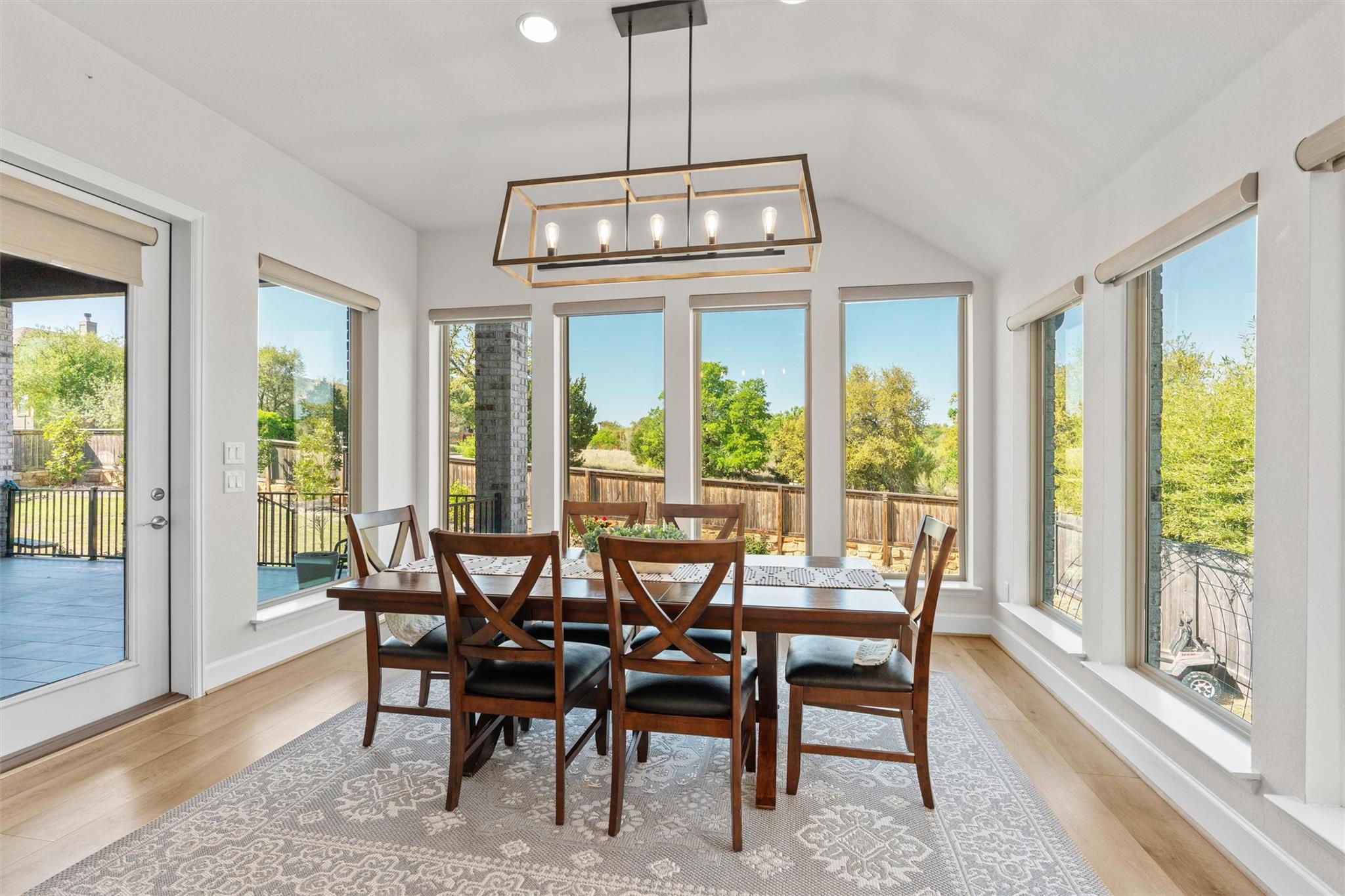 101 Pienza Dr, Georgetown, TX 78628