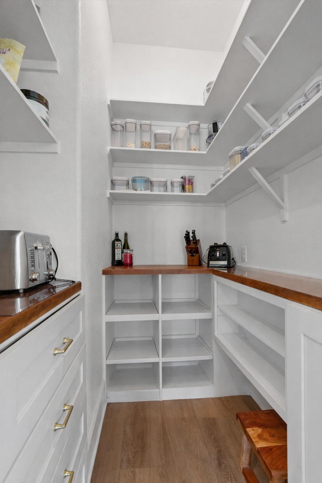 101 Pienza Dr, Georgetown, TX 78628