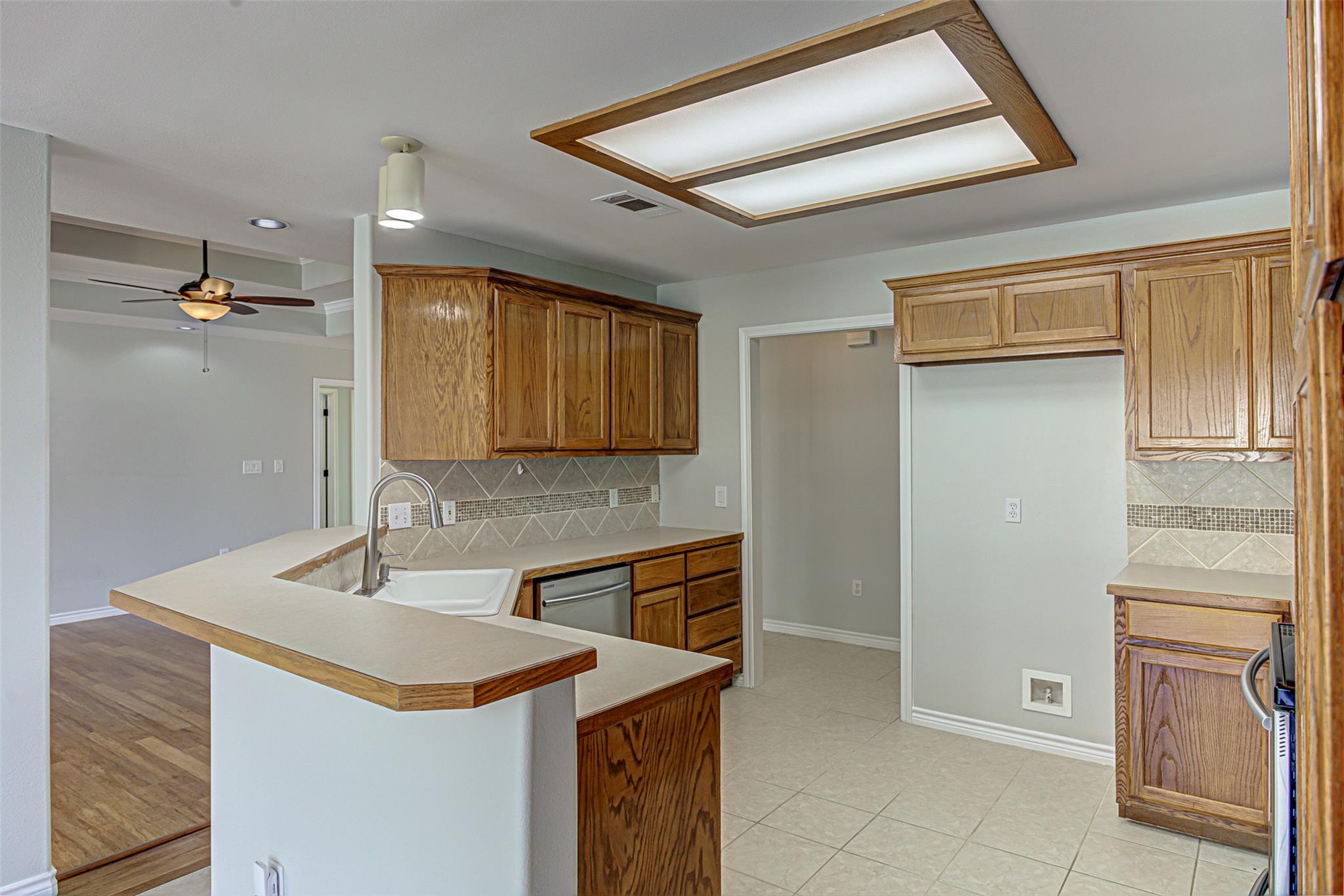 703 Amy Cir, Marble Falls, TX 78654