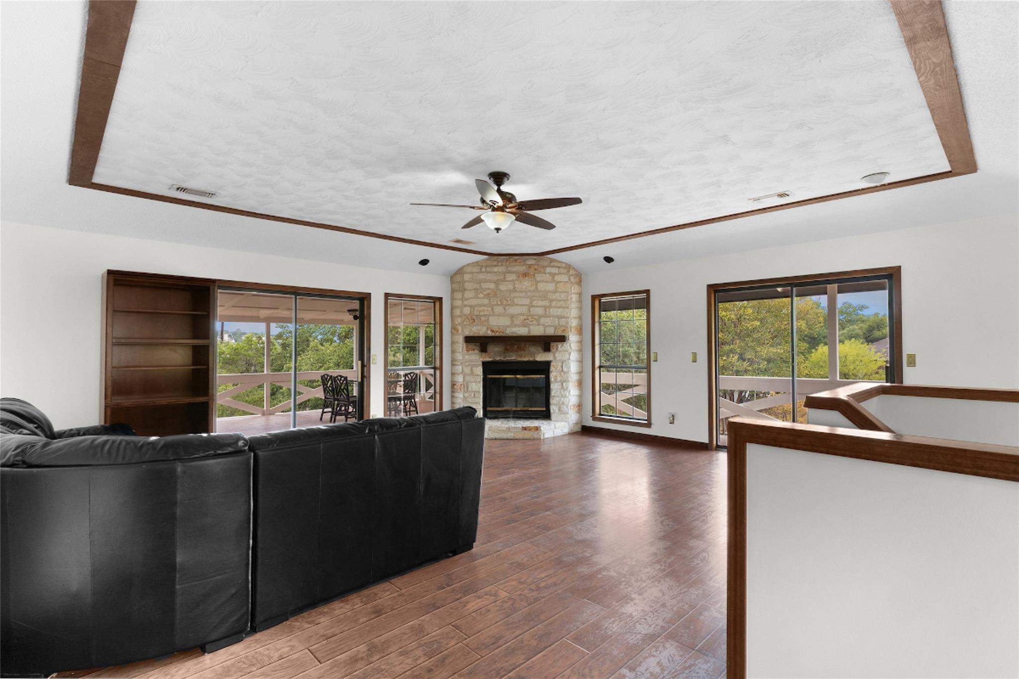 21205 National Dr, Lago Vista, TX 78645