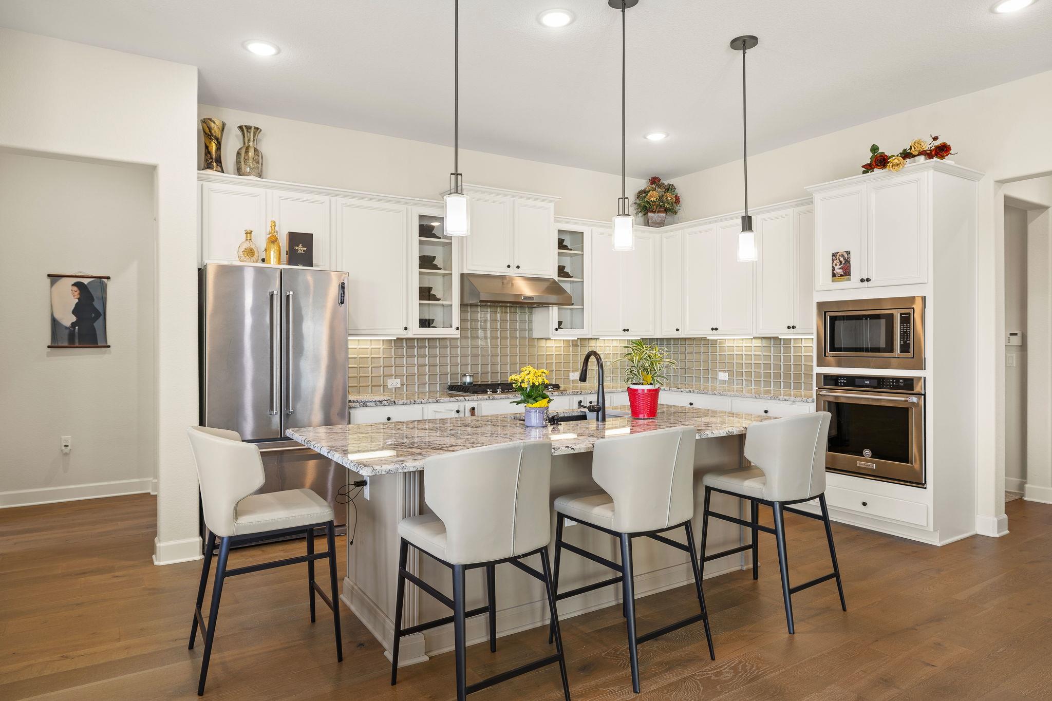 2000 Mazarro Dr # 25, Leander, TX 78641