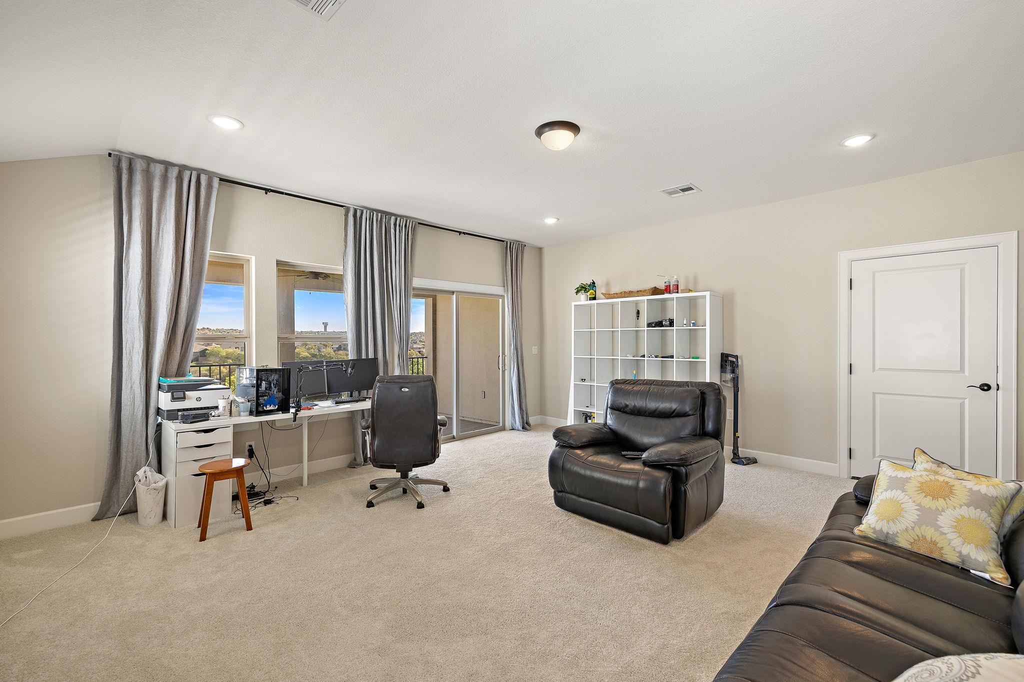 2000 Mazarro Dr # 25, Leander, TX 78641