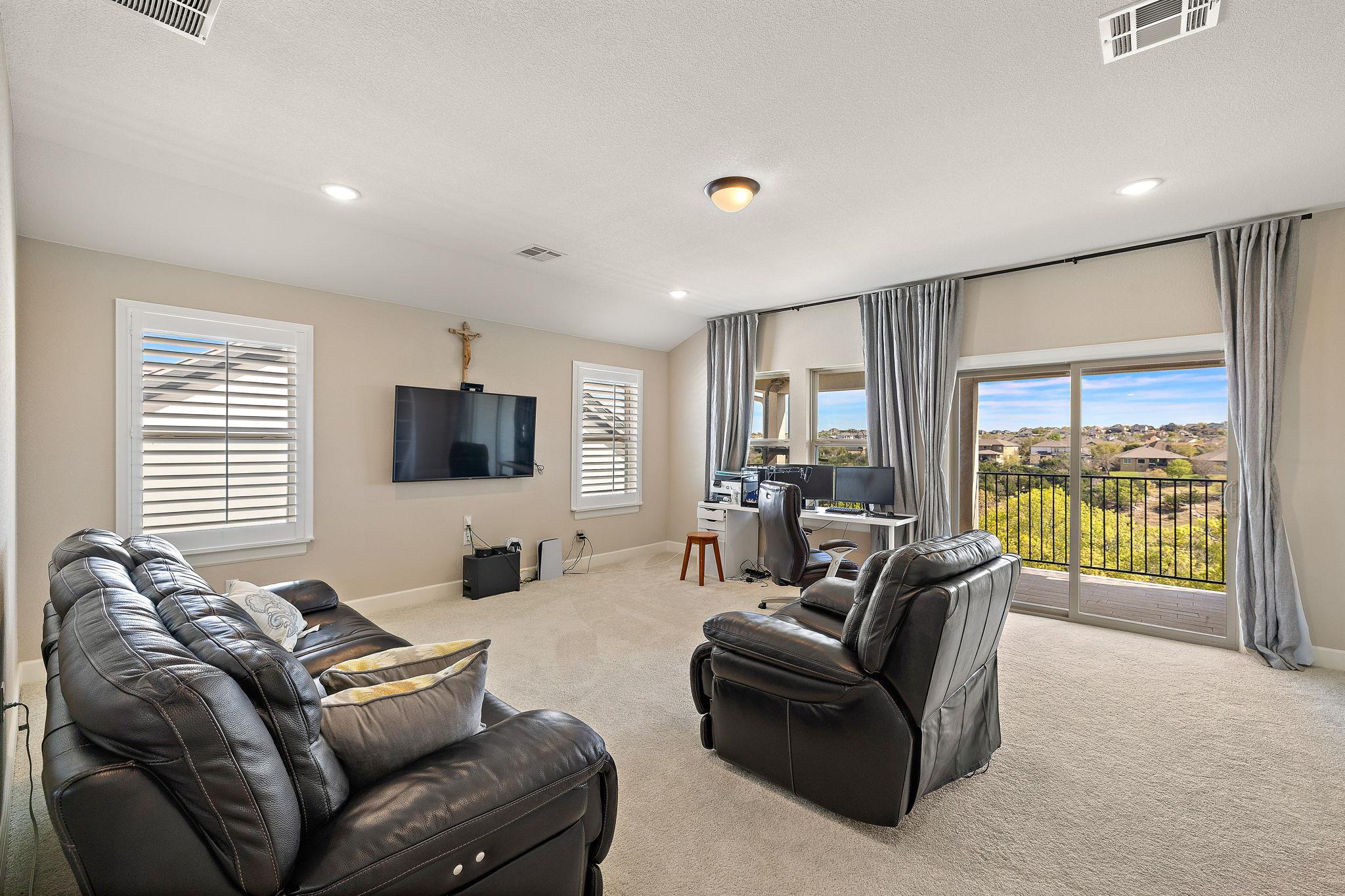 2000 Mazarro Dr # 25, Leander, TX 78641