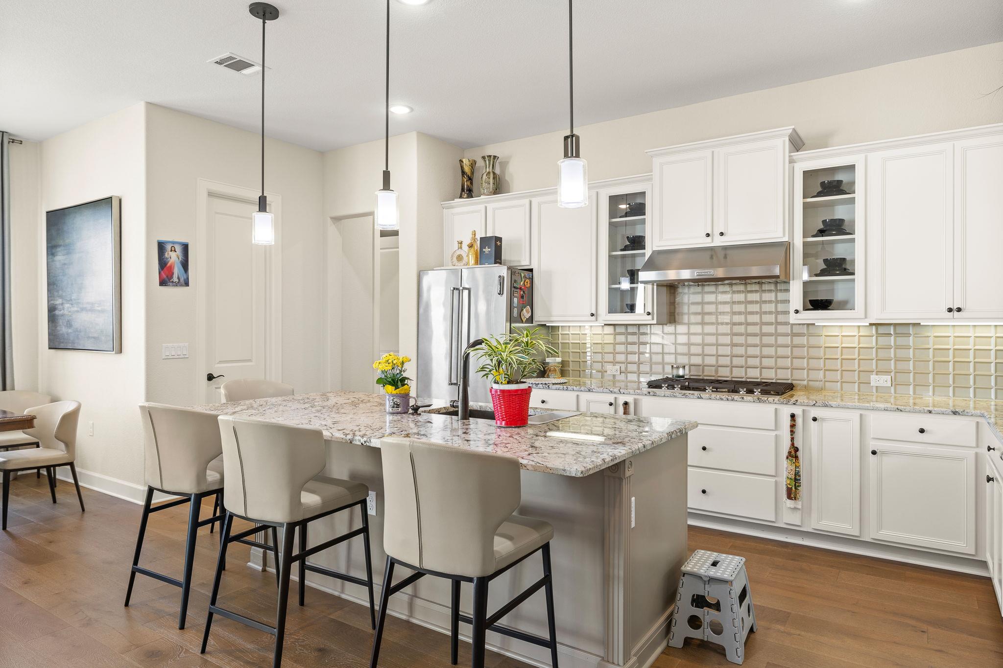 2000 Mazarro Dr # 25, Leander, TX 78641