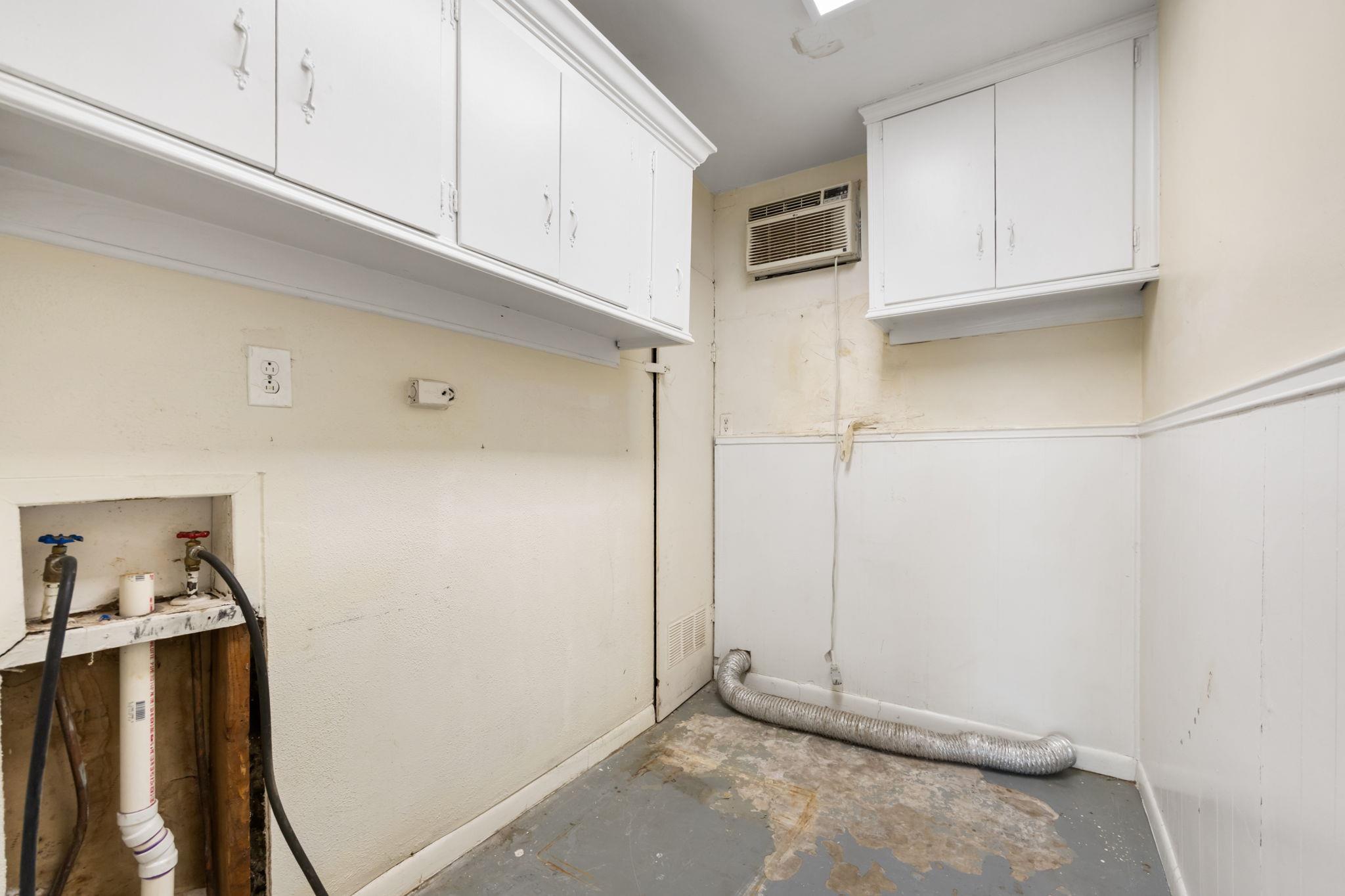 7010 Miranda Dr, Austin, TX 78752