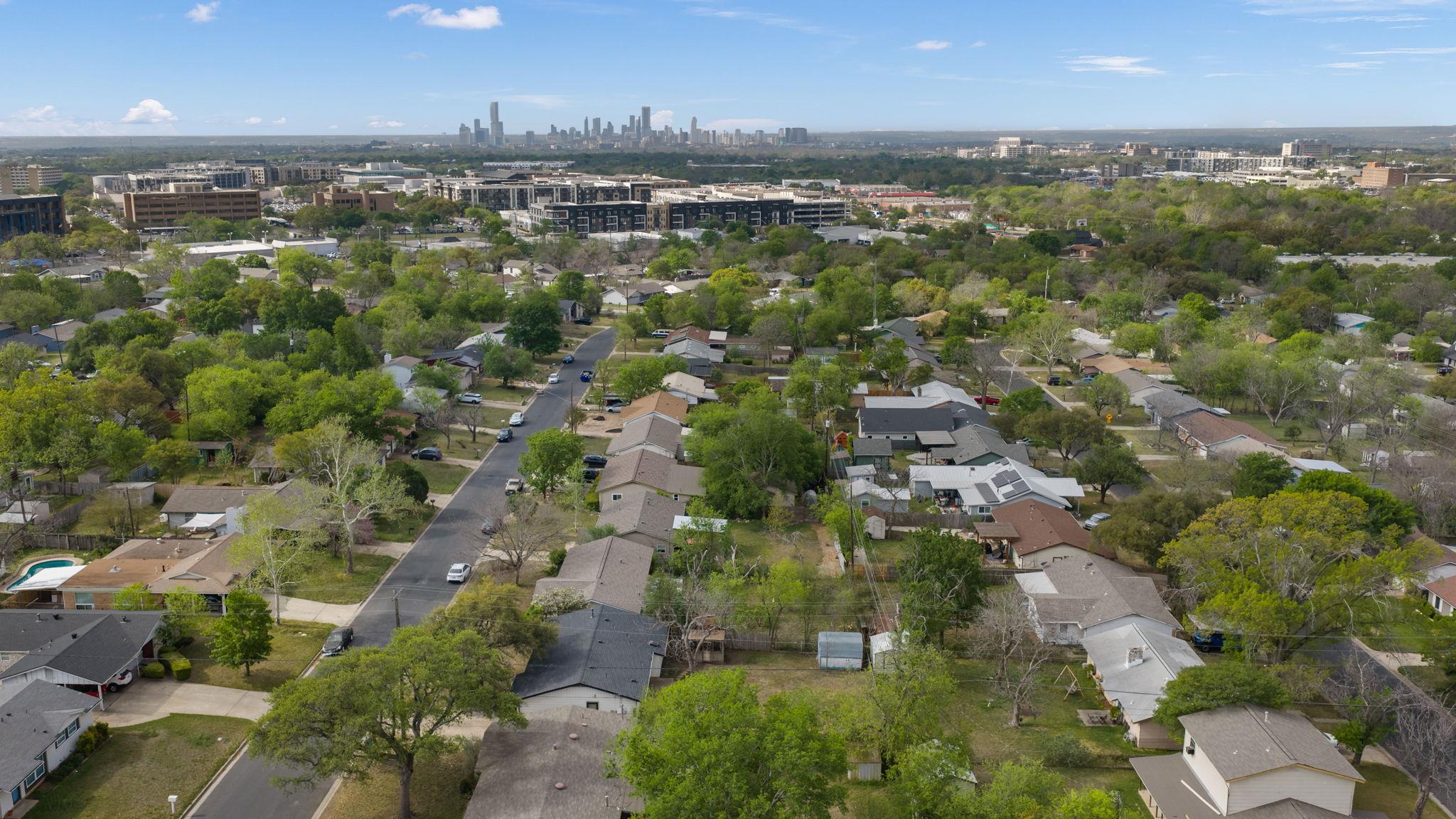 7010 Miranda Dr, Austin, TX 78752