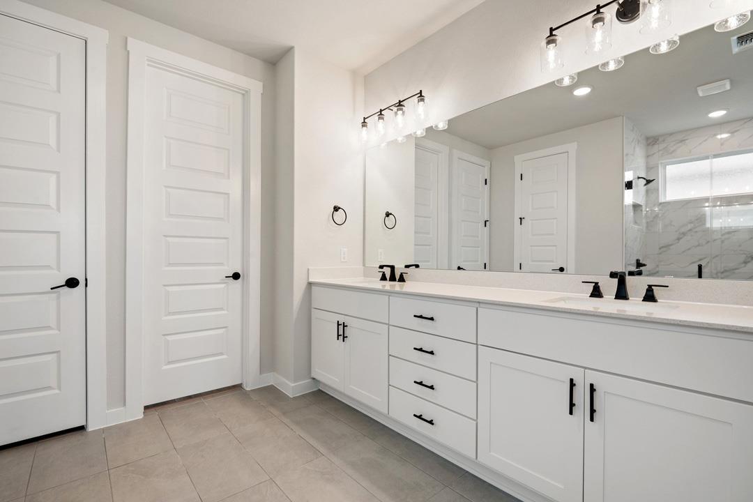 10704 Worth Lane, Manor, TX 78653