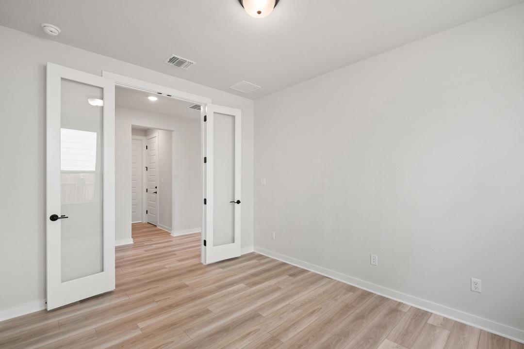 10704 Worth Lane, Manor, TX 78653