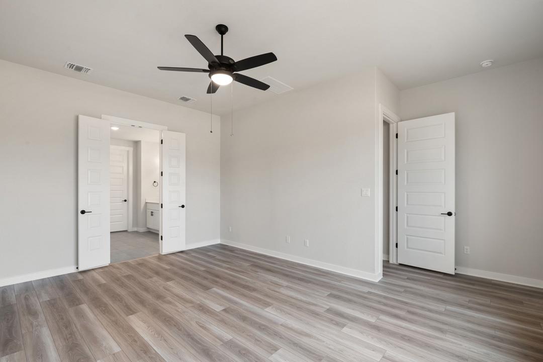 10704 Worth Lane, Manor, TX 78653