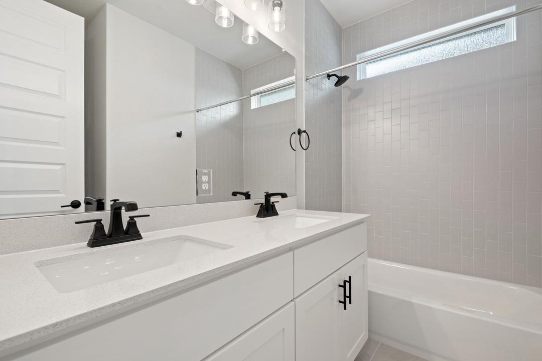 10704 Worth Lane, Manor, TX 78653