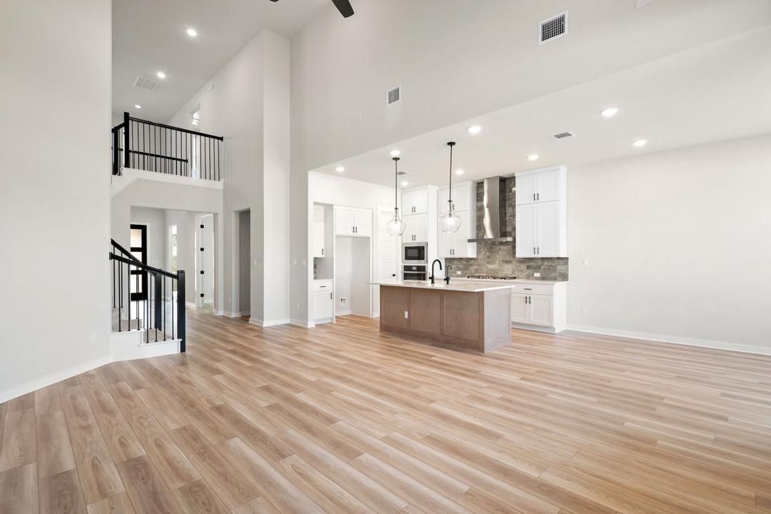 10704 Worth Lane, Manor, TX 78653