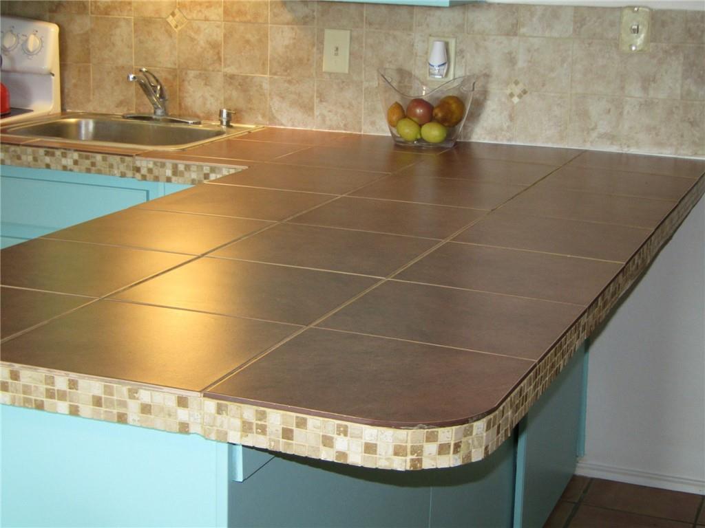 943 Parkview Dr # C6, Canyon Lake, TX 78133