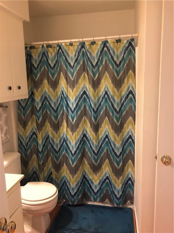 943 Parkview Dr # C6, Canyon Lake, TX 78133