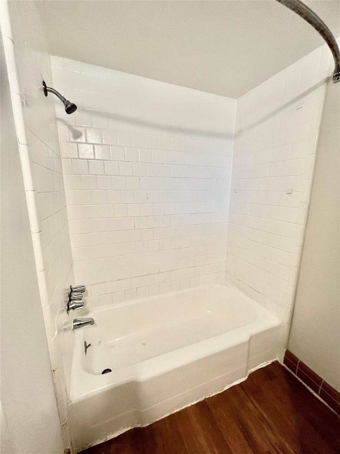 3304 Red River St # 208, Austin, TX 78705