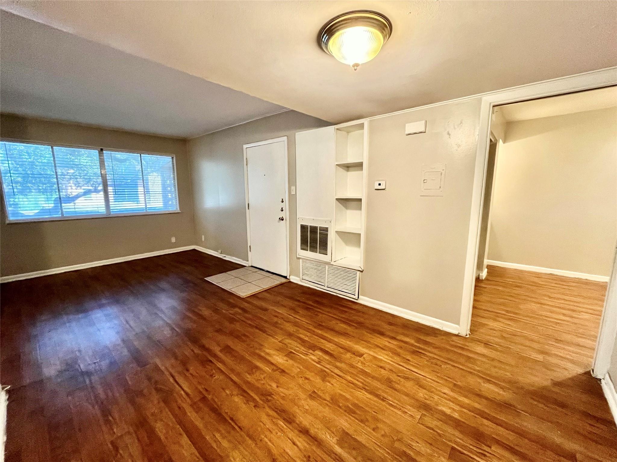 3304 Red River St # 208, Austin, TX 78705