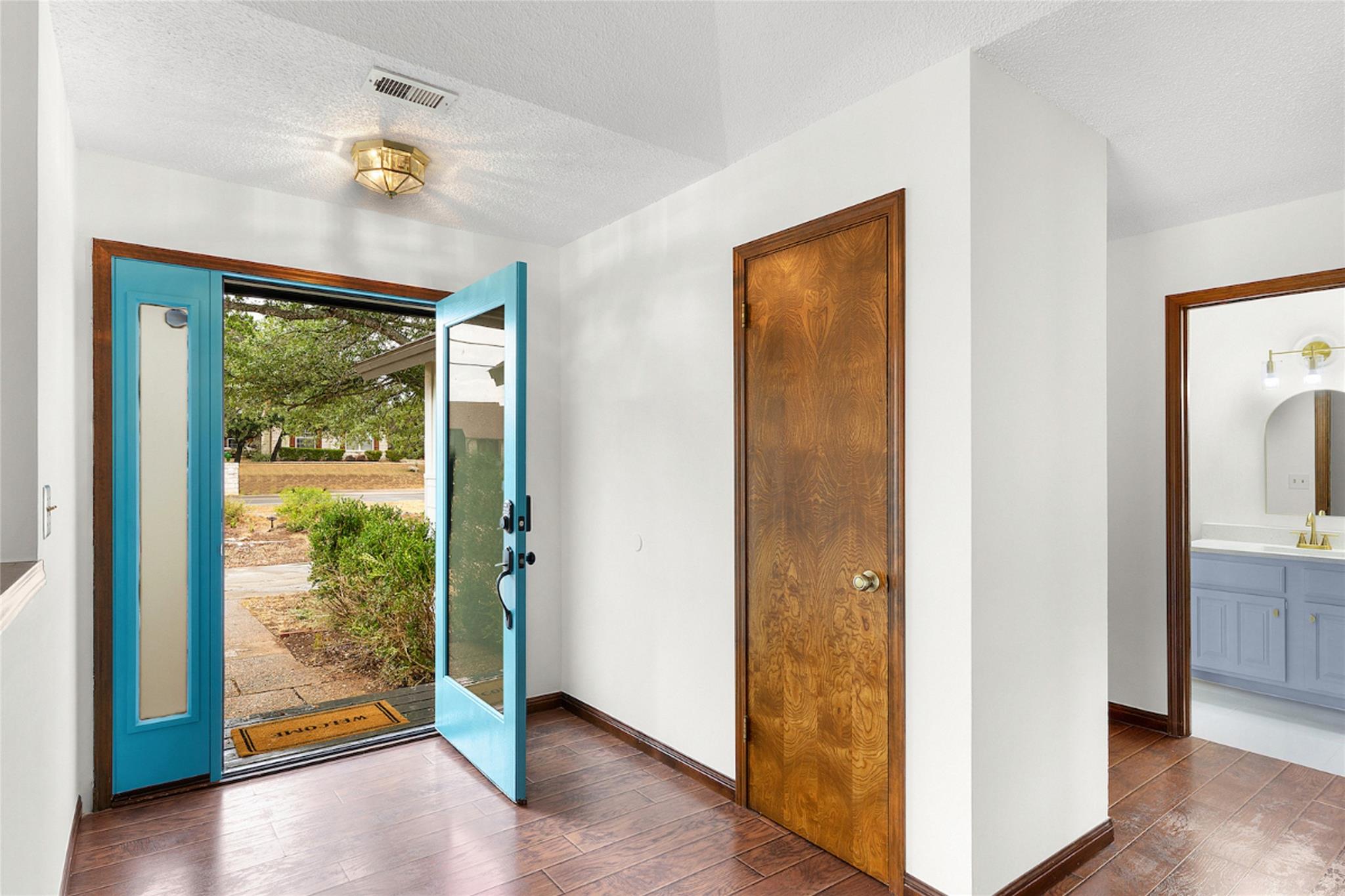 21205 National Dr, Lago Vista, TX 78645