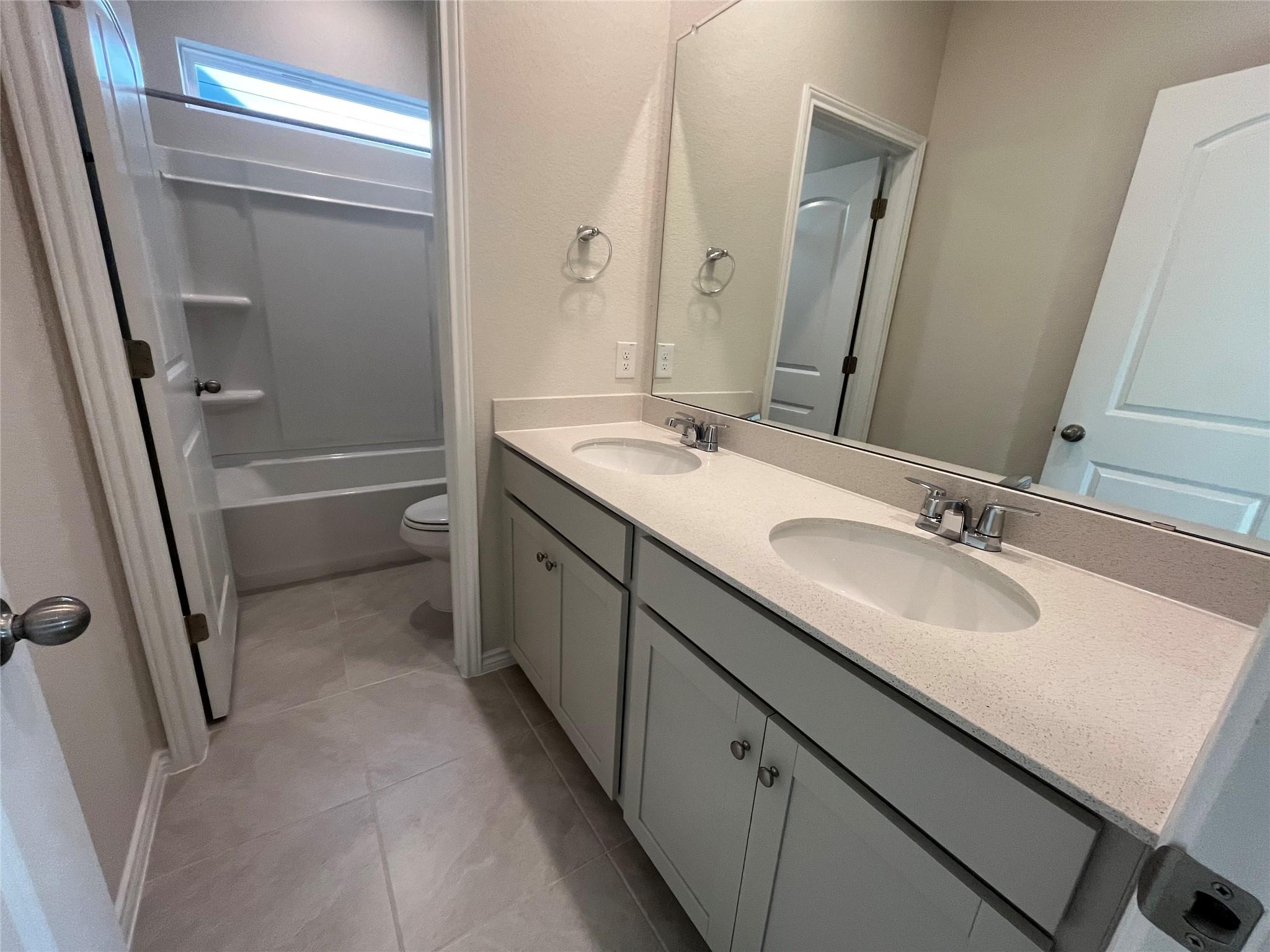 209 Woodrow Ln, Liberty Hill, TX 78642