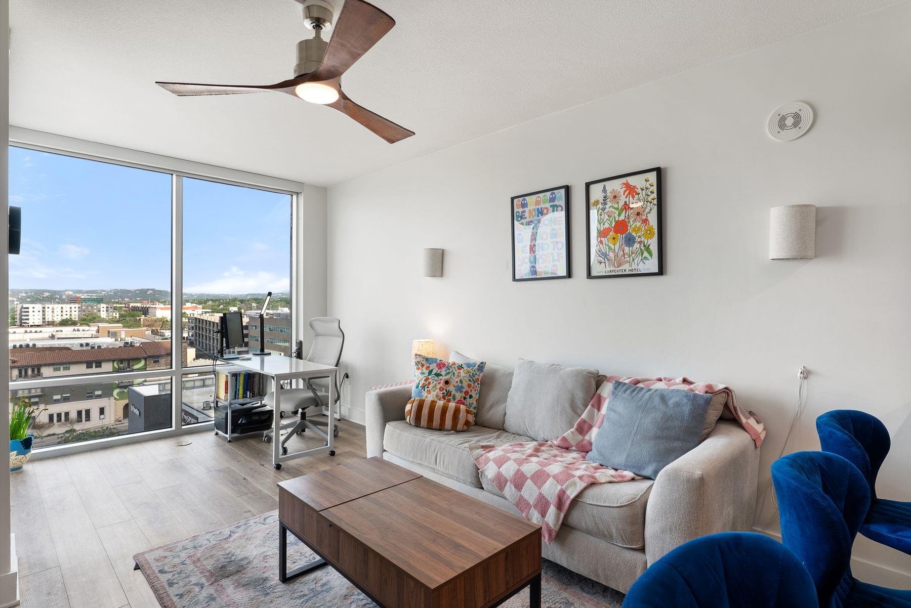 300 Bowie St # 1006, Austin, TX 78703