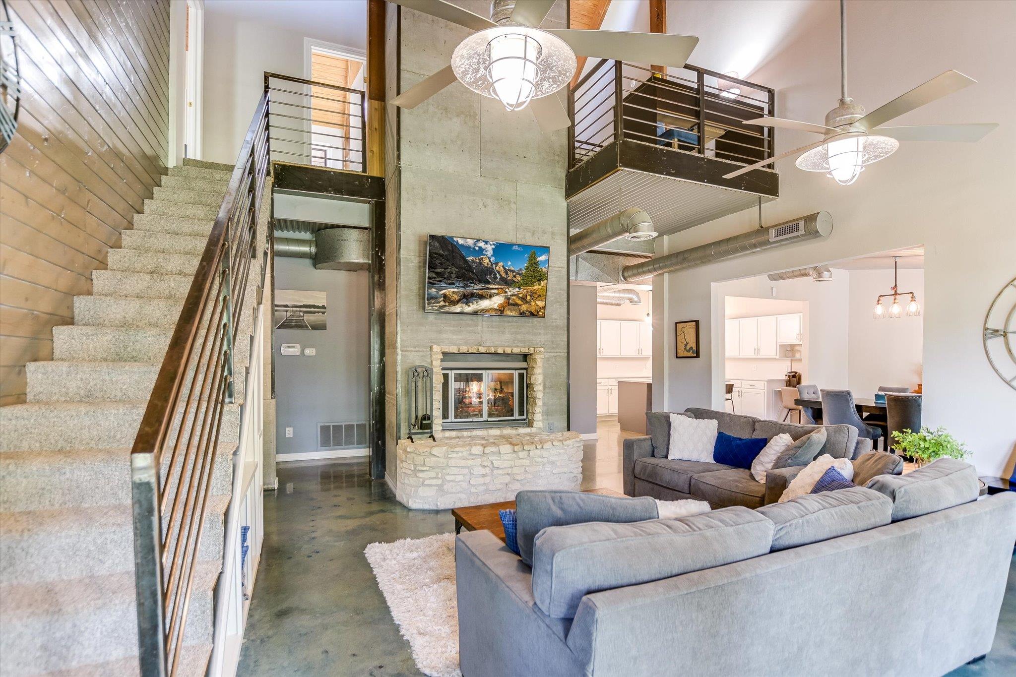 5307 Shady Oaks Cir, Kingsland, TX 78639