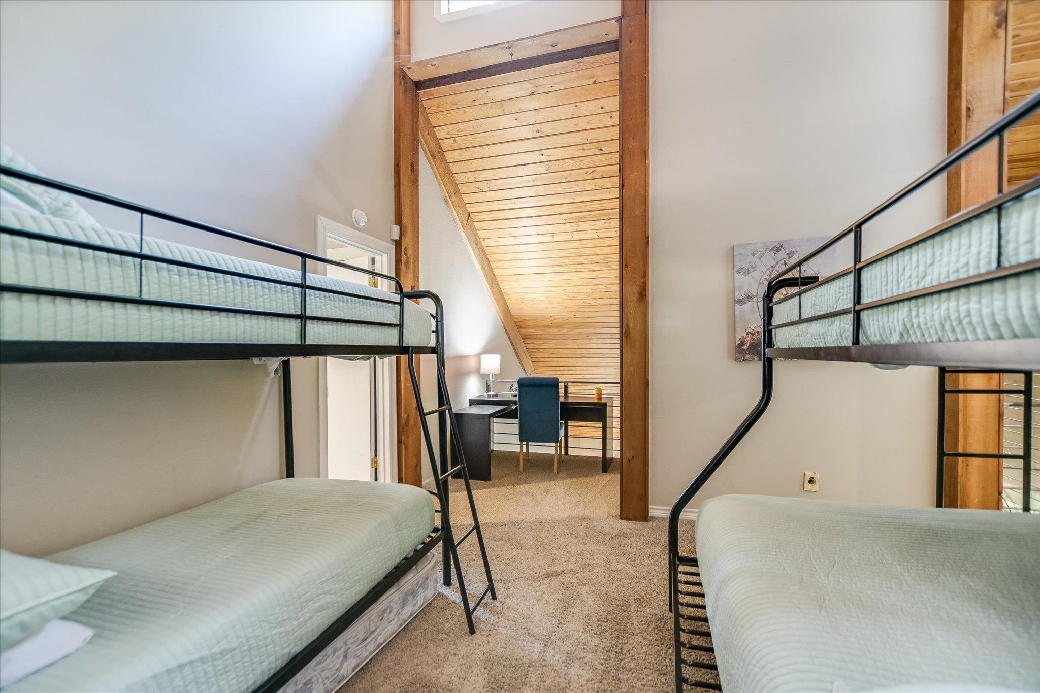 5307 Shady Oaks Cir, Kingsland, TX 78639