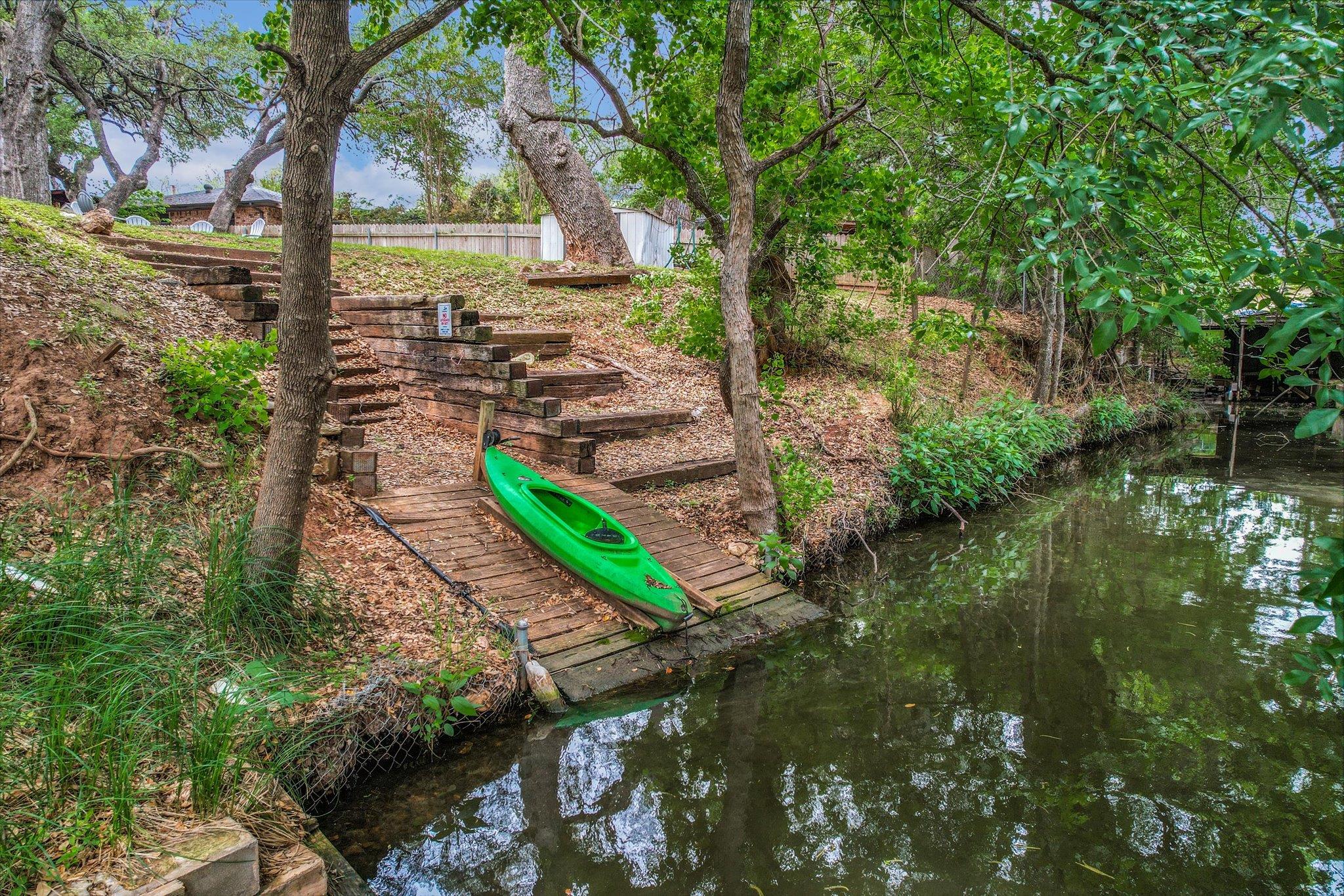 5307 Shady Oaks Cir, Kingsland, TX 78639