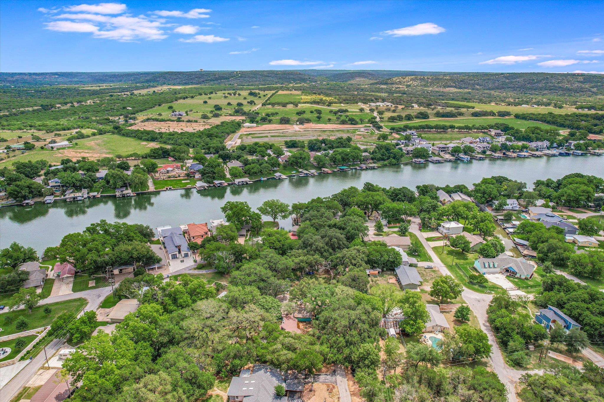 5307 Shady Oaks Cir, Kingsland, TX 78639