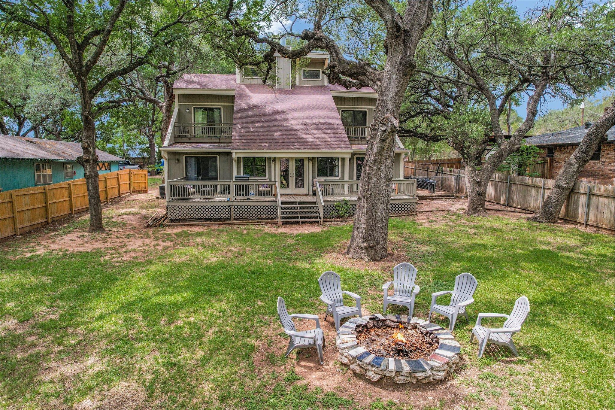 5307 Shady Oaks Cir, Kingsland, TX 78639