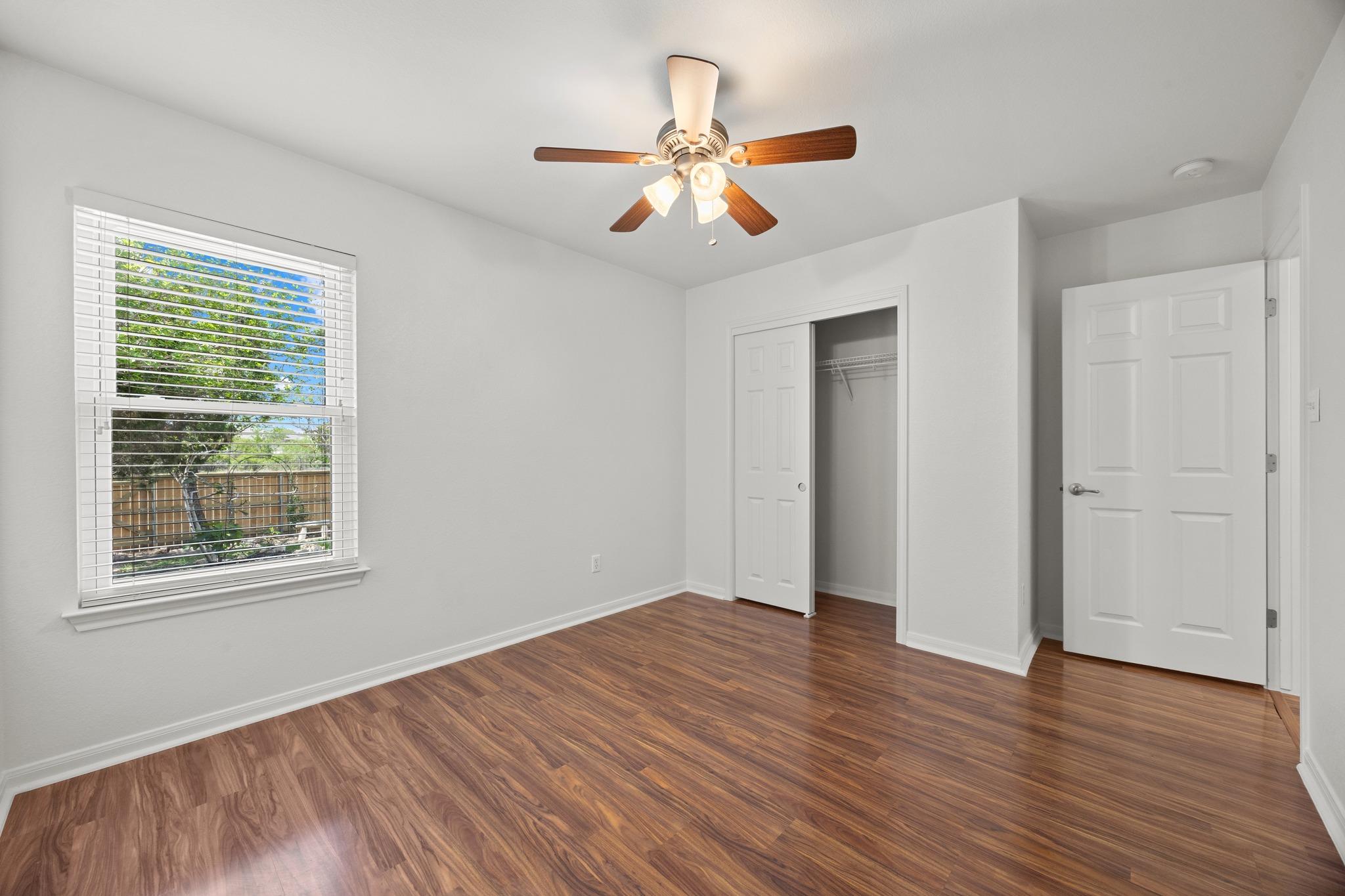 432 Falcon Ln, Leander, TX 78641