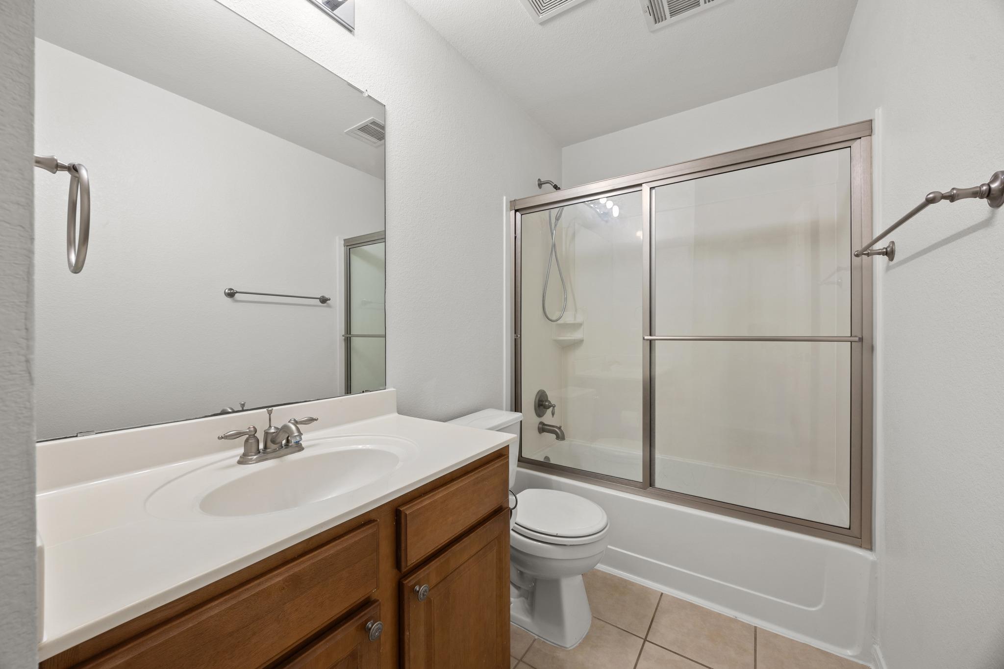 432 Falcon Ln, Leander, TX 78641