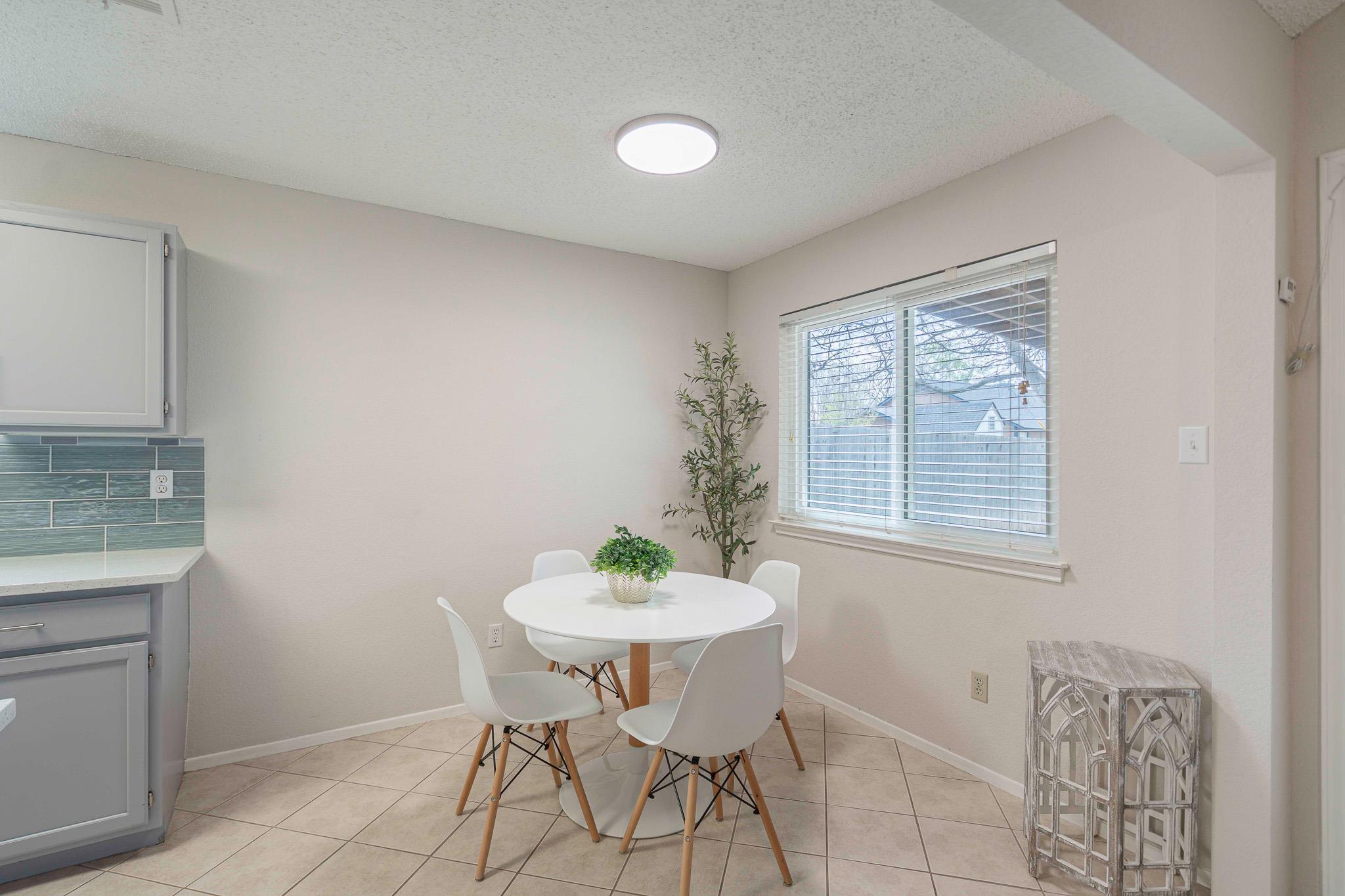 1910 Andover Dr, Round Rock, TX 78664