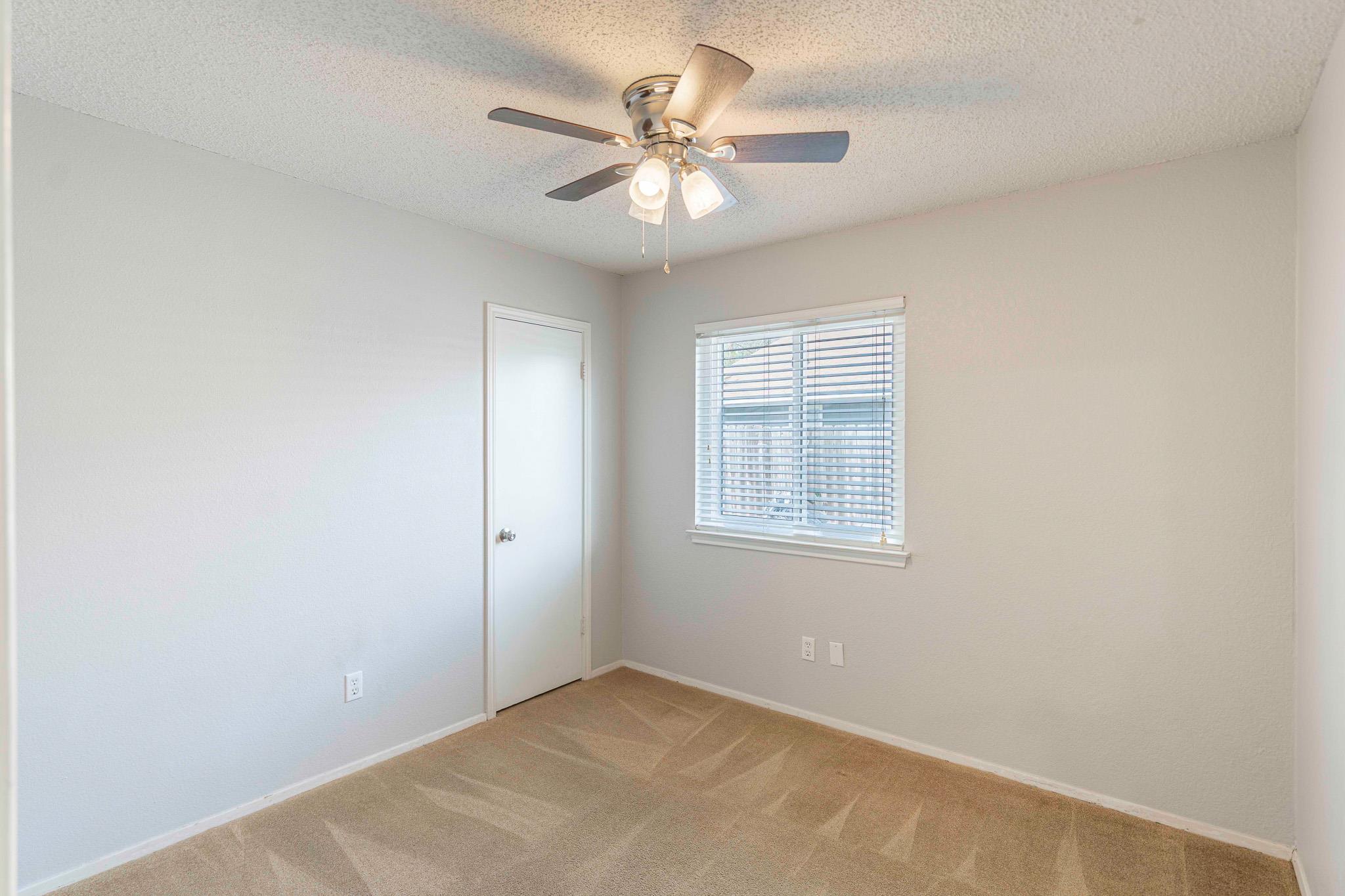 1910 Andover Dr, Round Rock, TX 78664