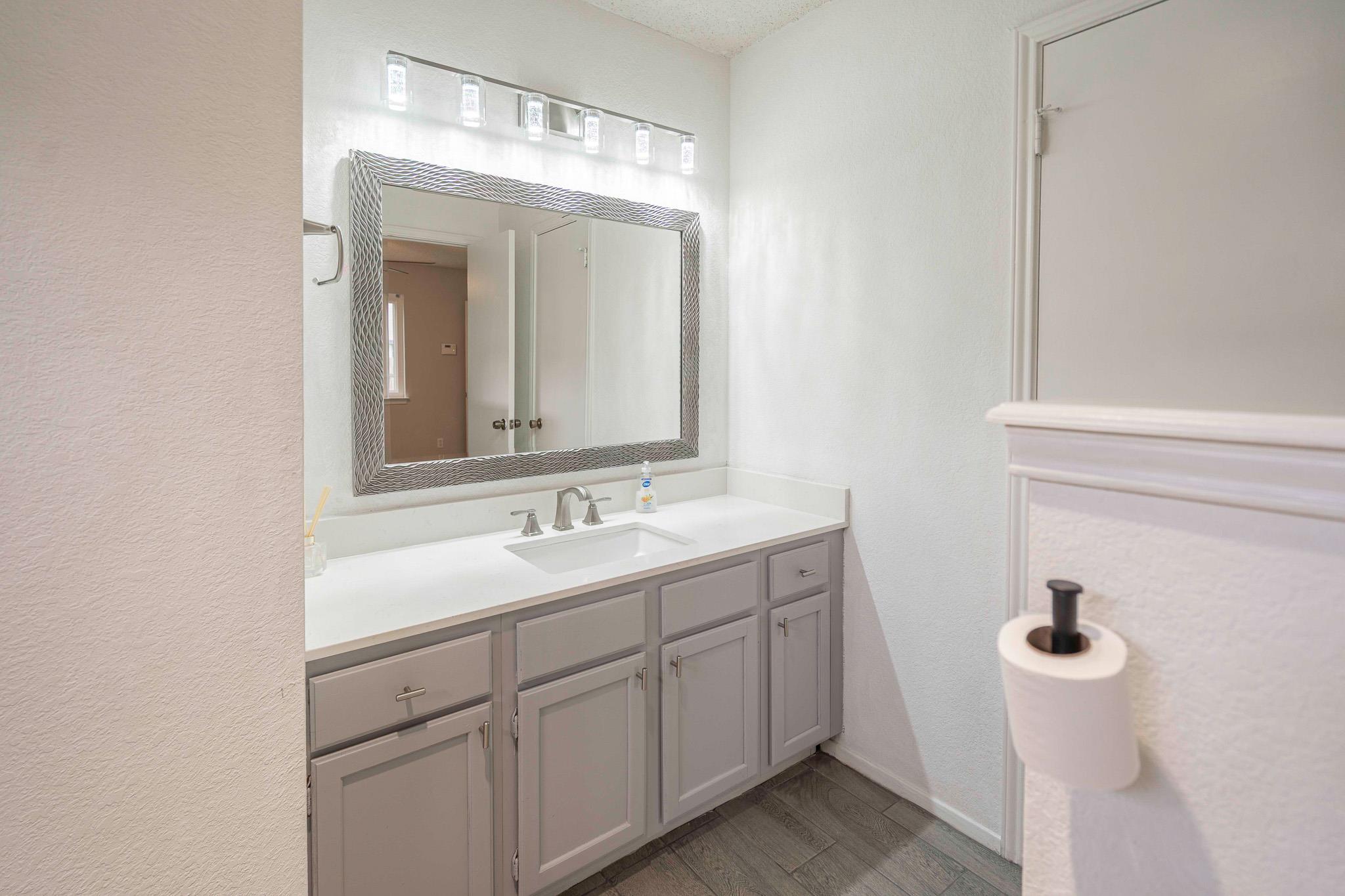 1910 Andover Dr, Round Rock, TX 78664