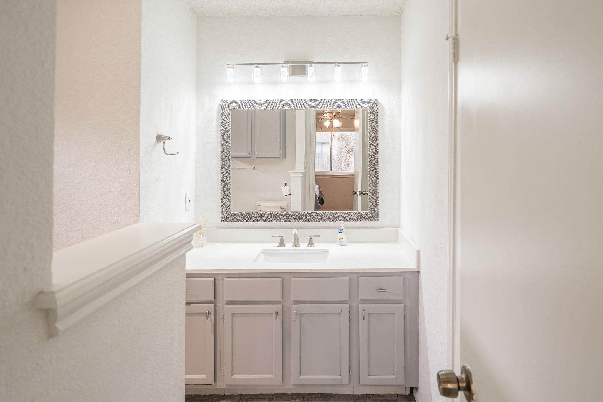 1910 Andover Dr, Round Rock, TX 78664