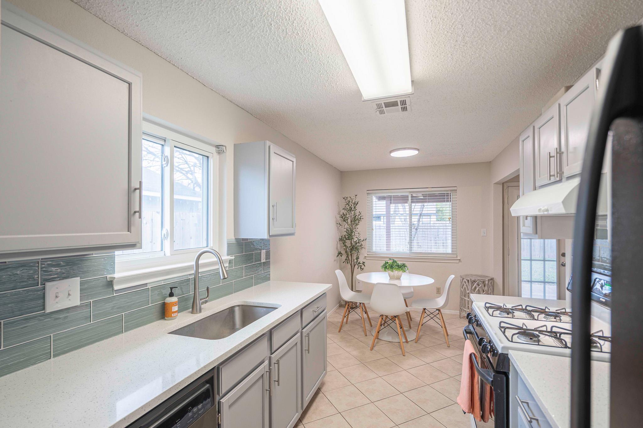 1910 Andover Dr, Round Rock, TX 78664