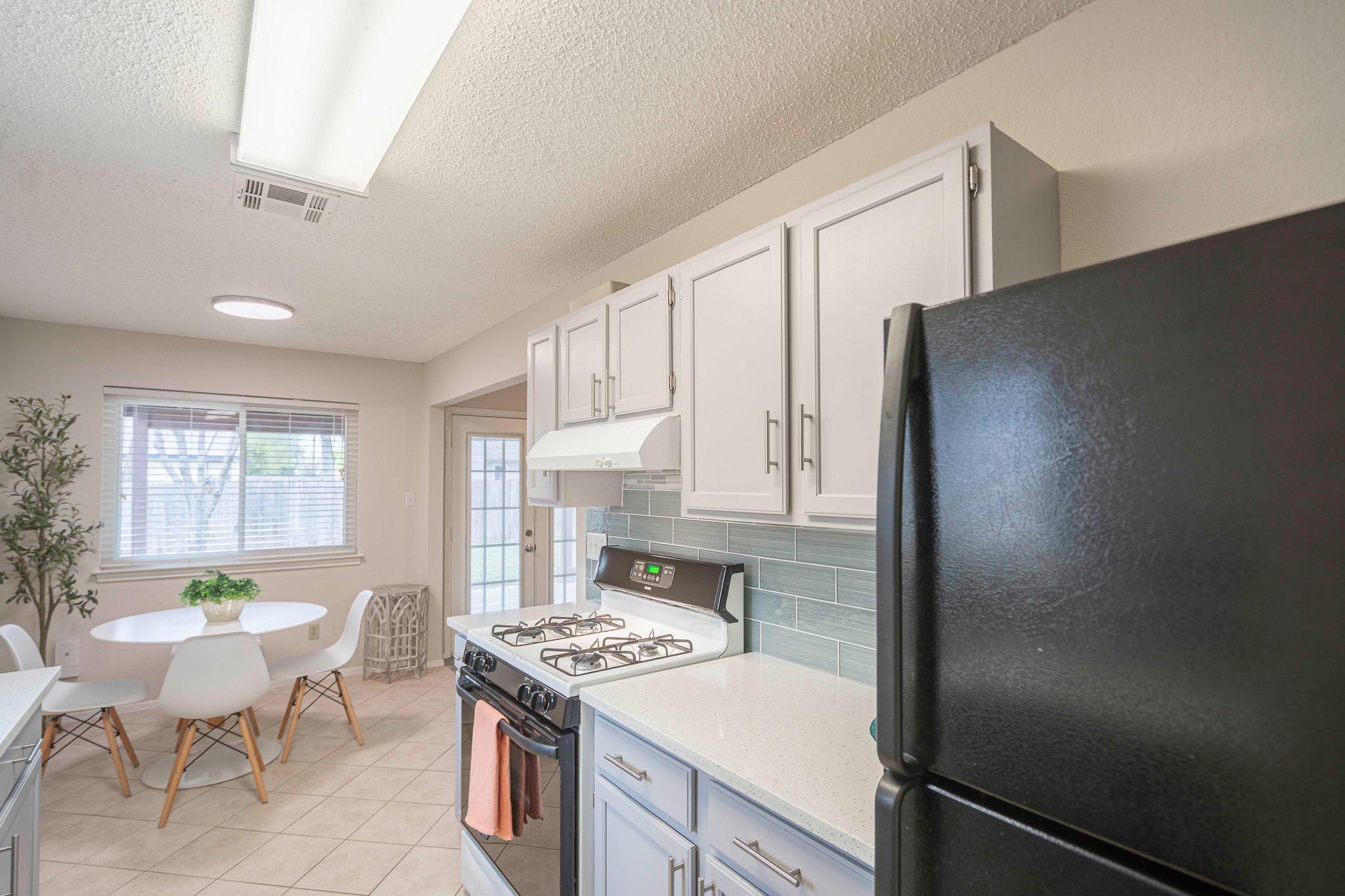 1910 Andover Dr, Round Rock, TX 78664