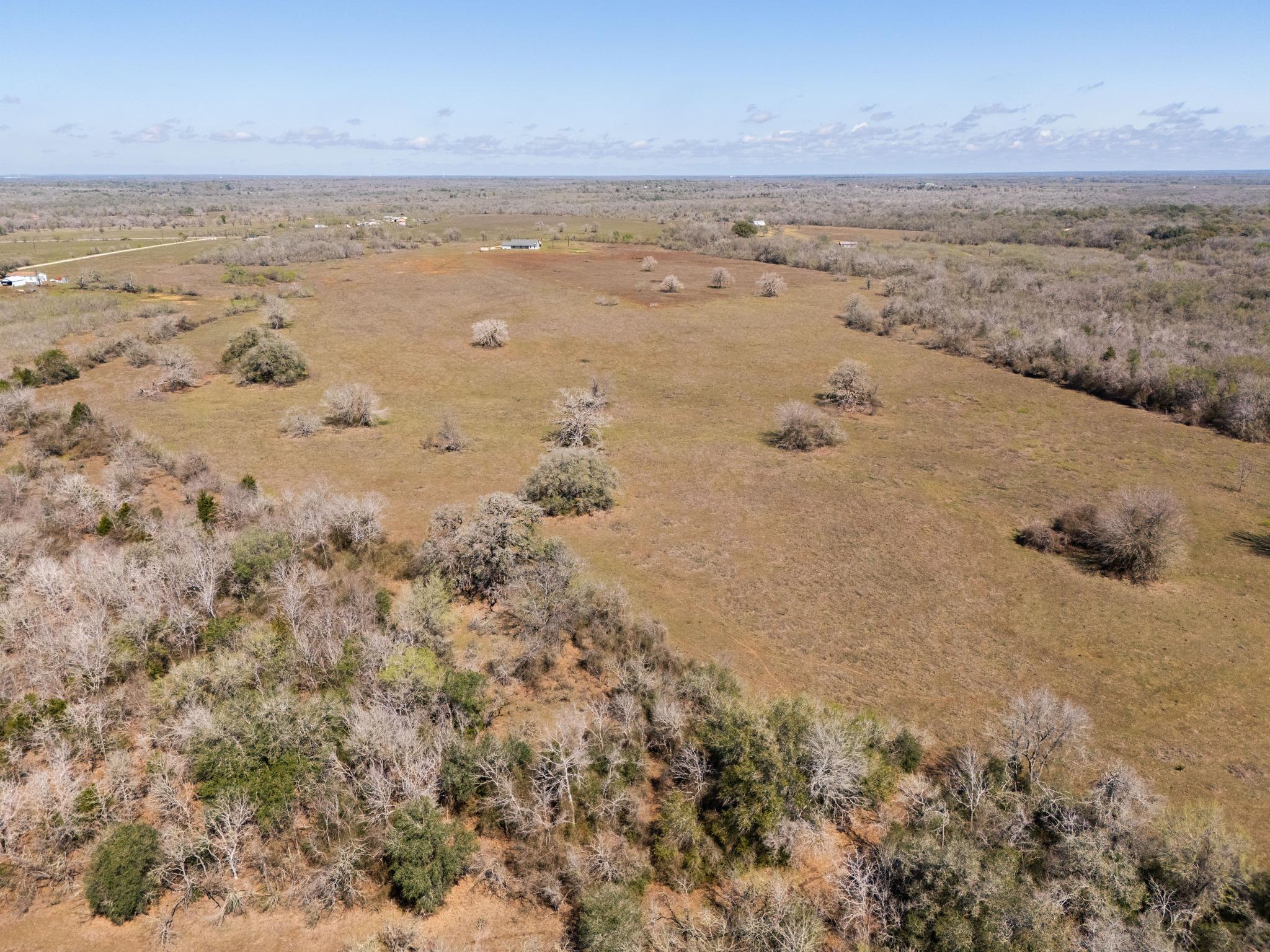 000 Cr 397, Waelder, TX 78959